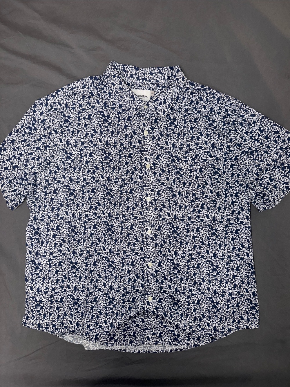 Goodfellow & Co Navy and White Floral Short-Sleeve Button-Down Shirt